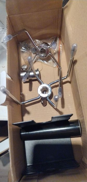 Rożen obrotowy do grilli