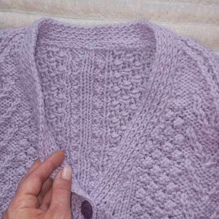 Кофточка на девочку джемпер на пуговицах на 9 -10 лет