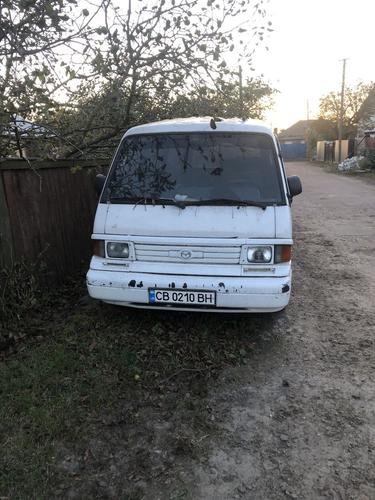 Продам MAZDA E2200