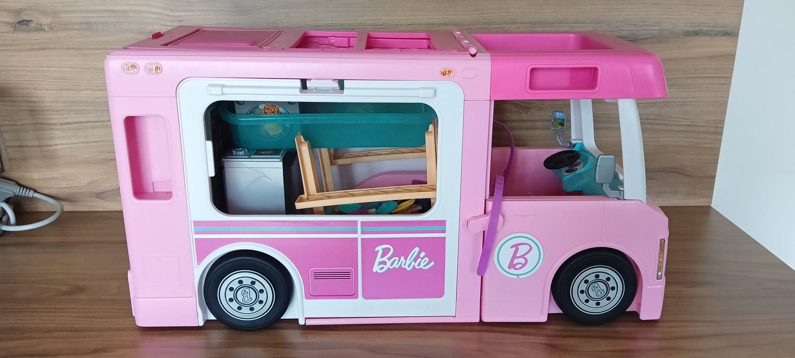 Kamper Barbie z akcesoriami
