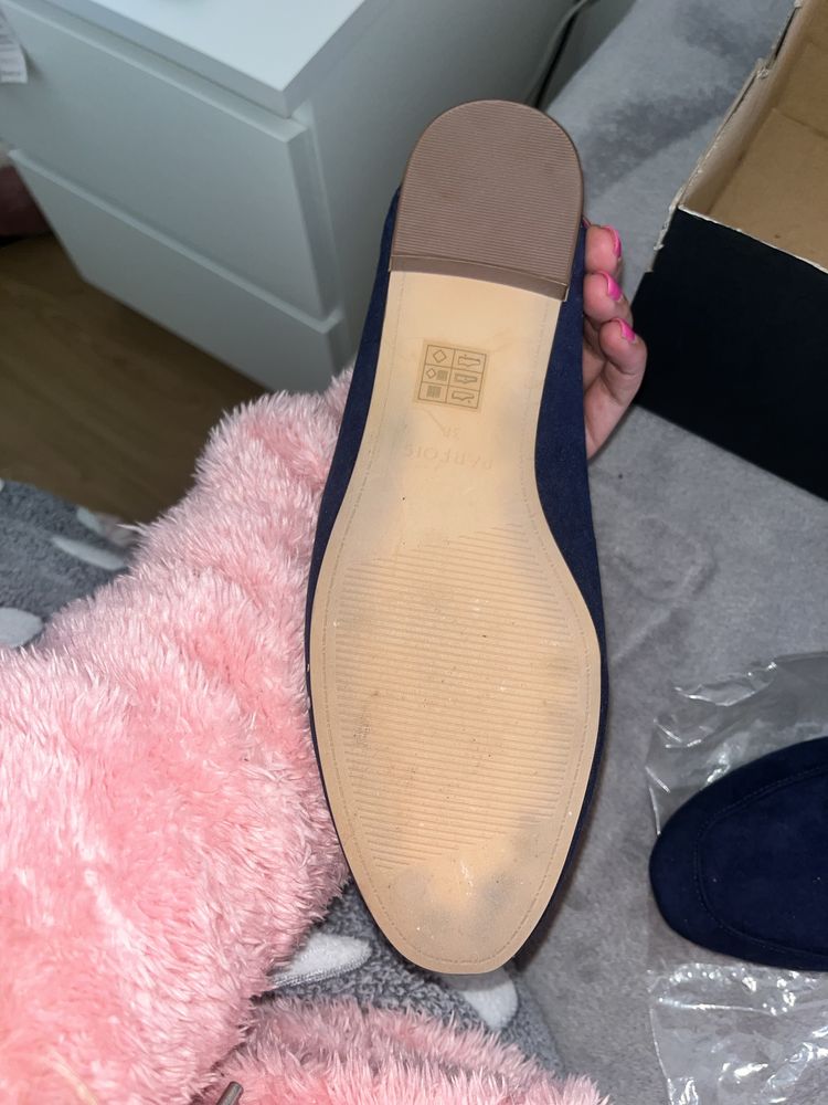 Mocassins azuis parfois novos