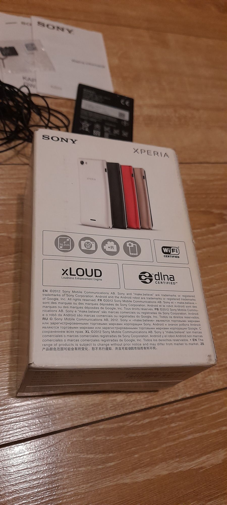 Telefon SONY Xperia ST26I