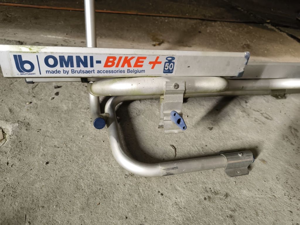 Bagażnik Omnibike na dyszel uchylny na 2 rowery przyczepy kempingowej