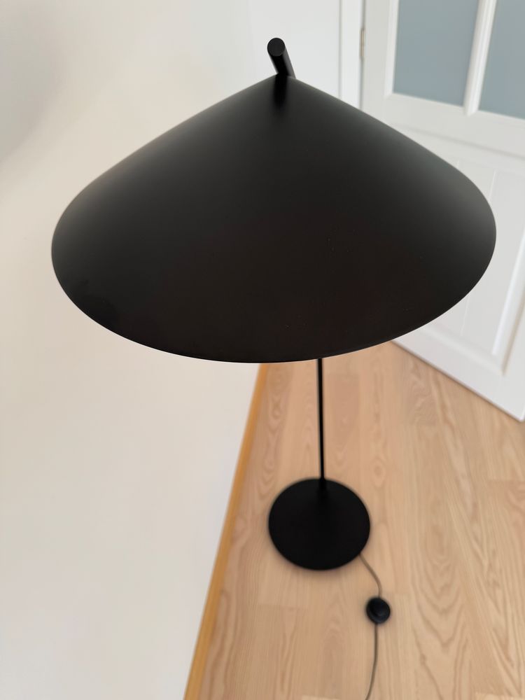 Lampa podlogowa GoodHome Bindarri 1-punktowa czarna