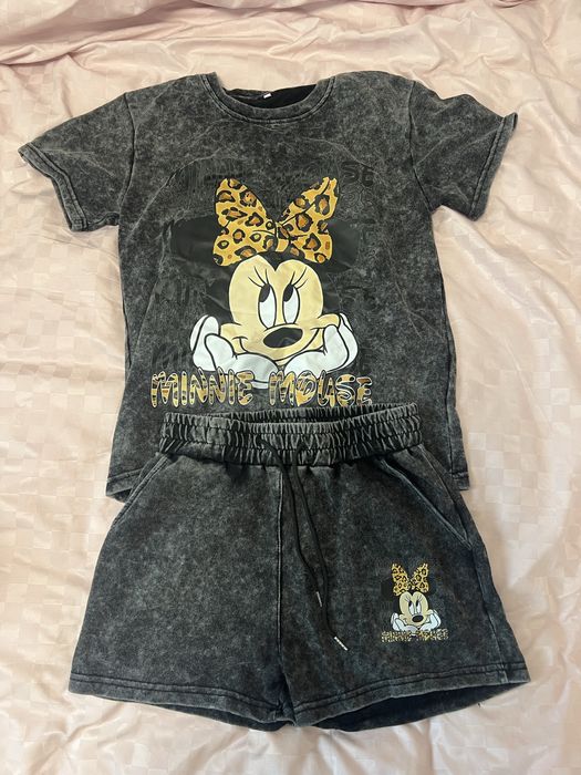 Костюм жіночий з шортами