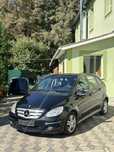 B class w245 2.0 Рестайл розборка дзеркало,жабо,фаркоп,замок,бампер