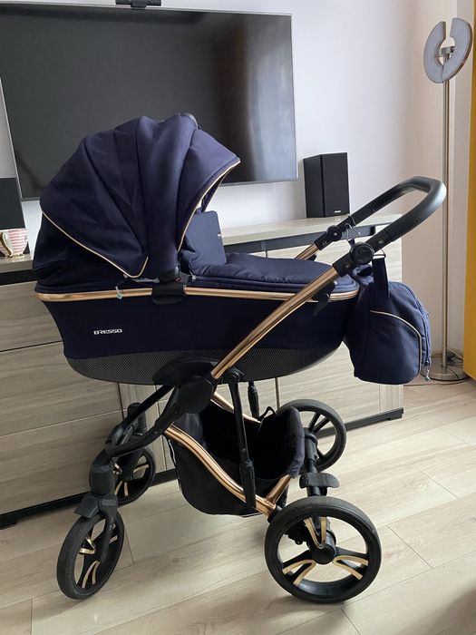 Wózek Bebetto Premium Class- granatowy ze złoto- czarną raną