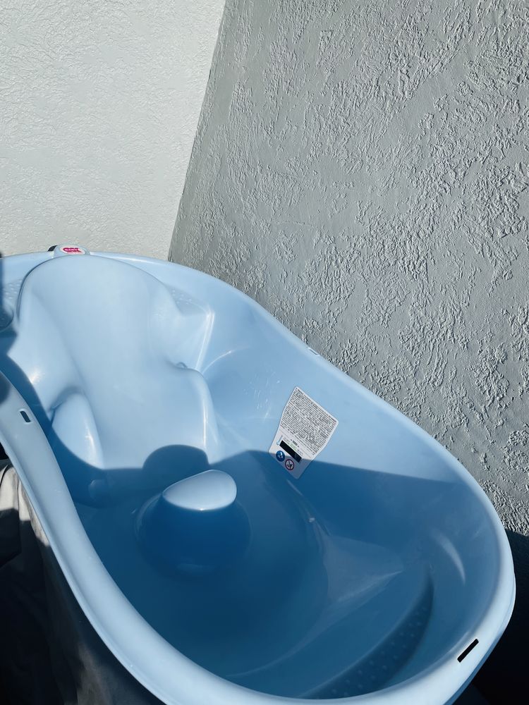 Ванночка для малюків