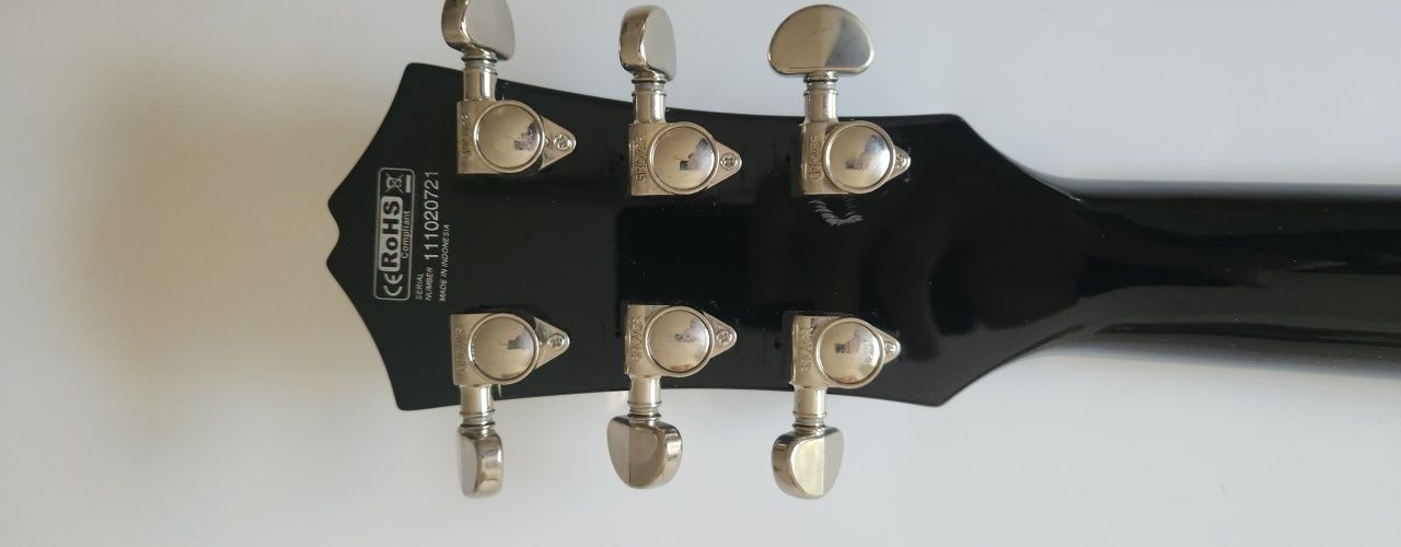 Guitarra Cort CR250