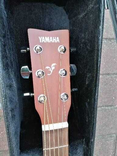 Gitara akustyczna