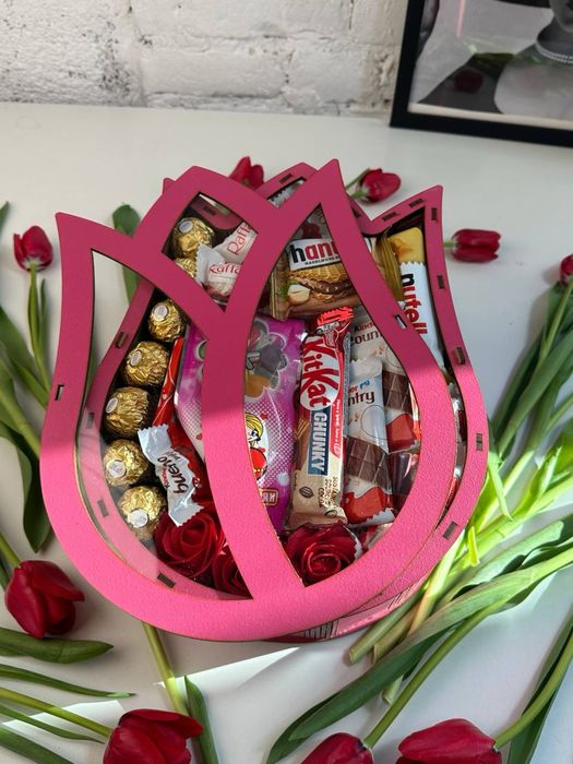 Подарунковий набір бокс з ведмедиком Тедді та цукерками