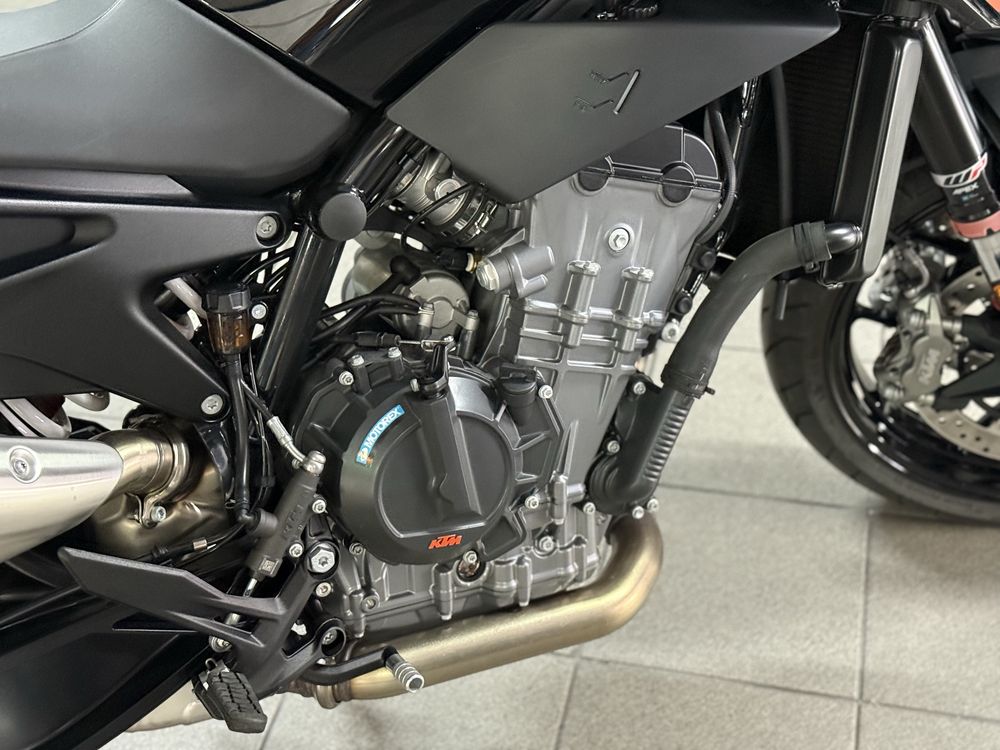 KTM DUKE 890 !apenas 19kms!