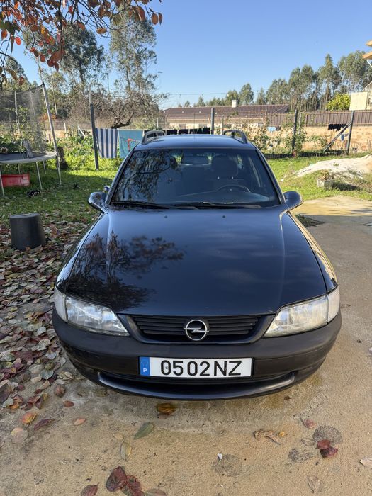Opel astra em bom estado