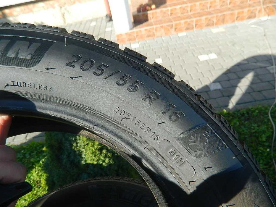 Шина колеса резина R16 205/55 Michelin Alpin6 4шт Зима
