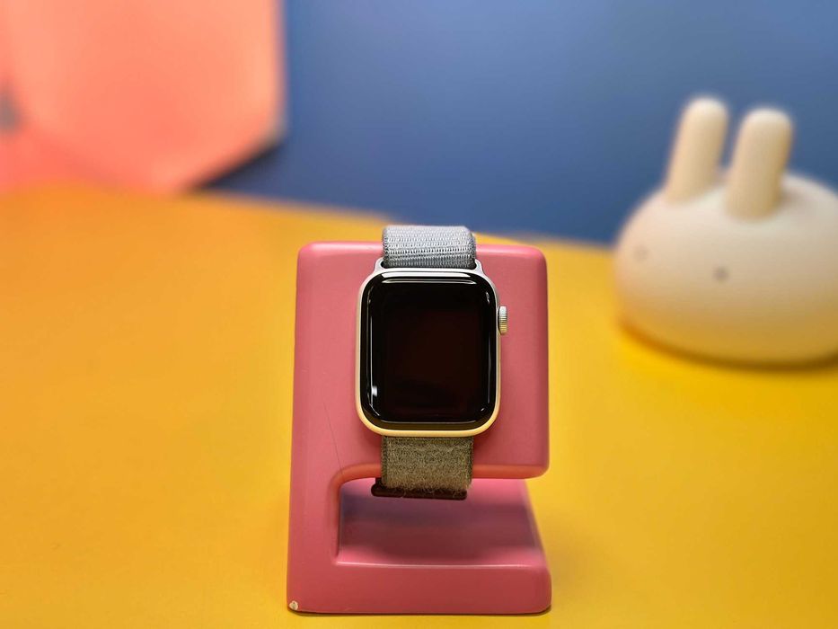 Смарт-годинник Apple Watch SE 2 44mm (147323) Б/У З ГАРАНТІЄЮ