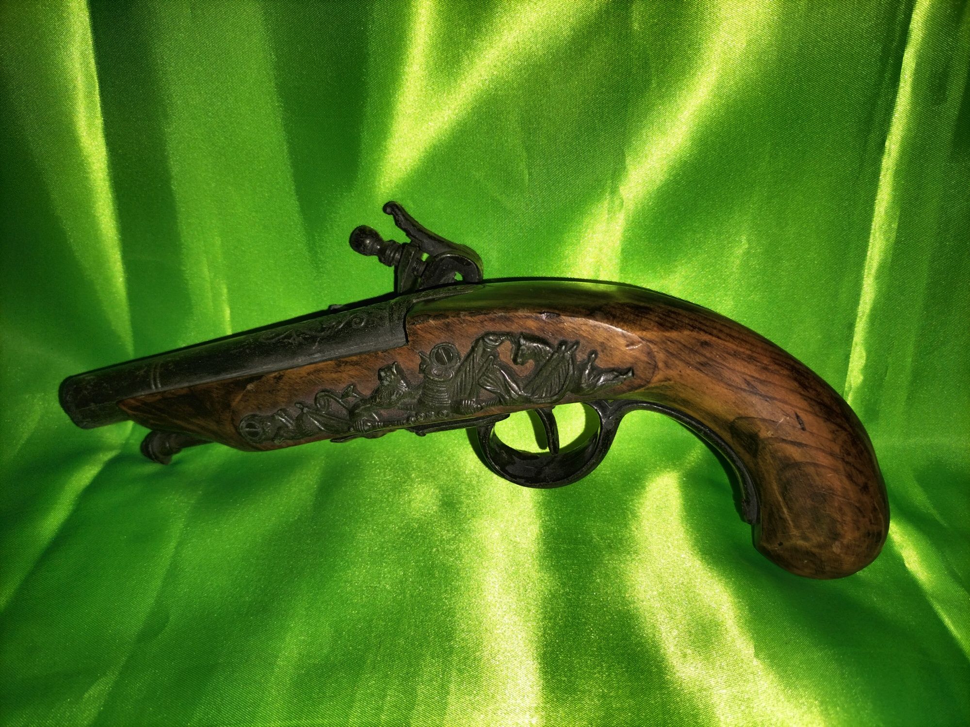 Réplica Antiga / Pistola Decorativa Marcada HAWKINS