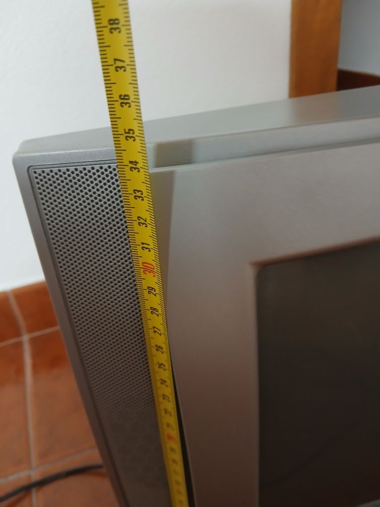 Televisão antiga