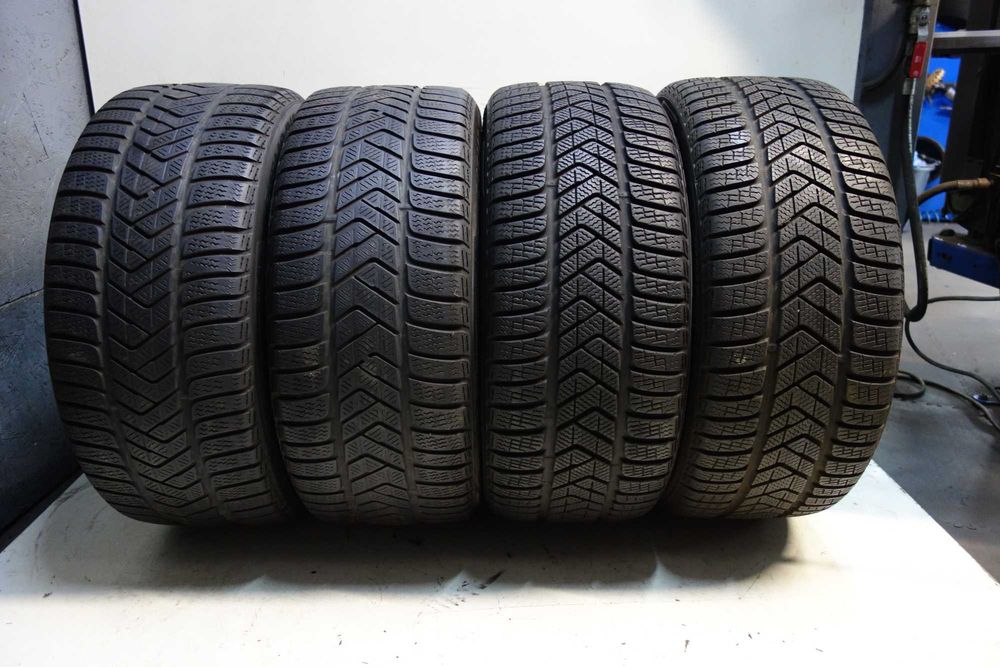 Opony 245/40/18 PIRELLI Sotto Zero 3 XL AO Zima