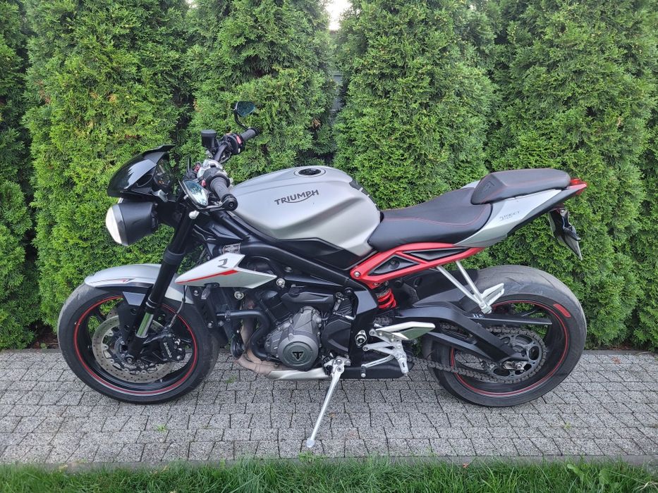 Triumph street triple 765R Zamiana