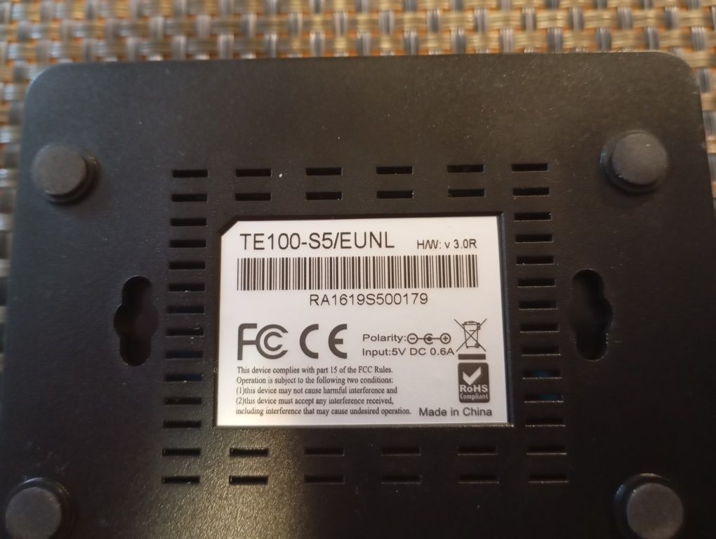 Світч комутатор TrendNet TE 100 Fast Ethernet Switch