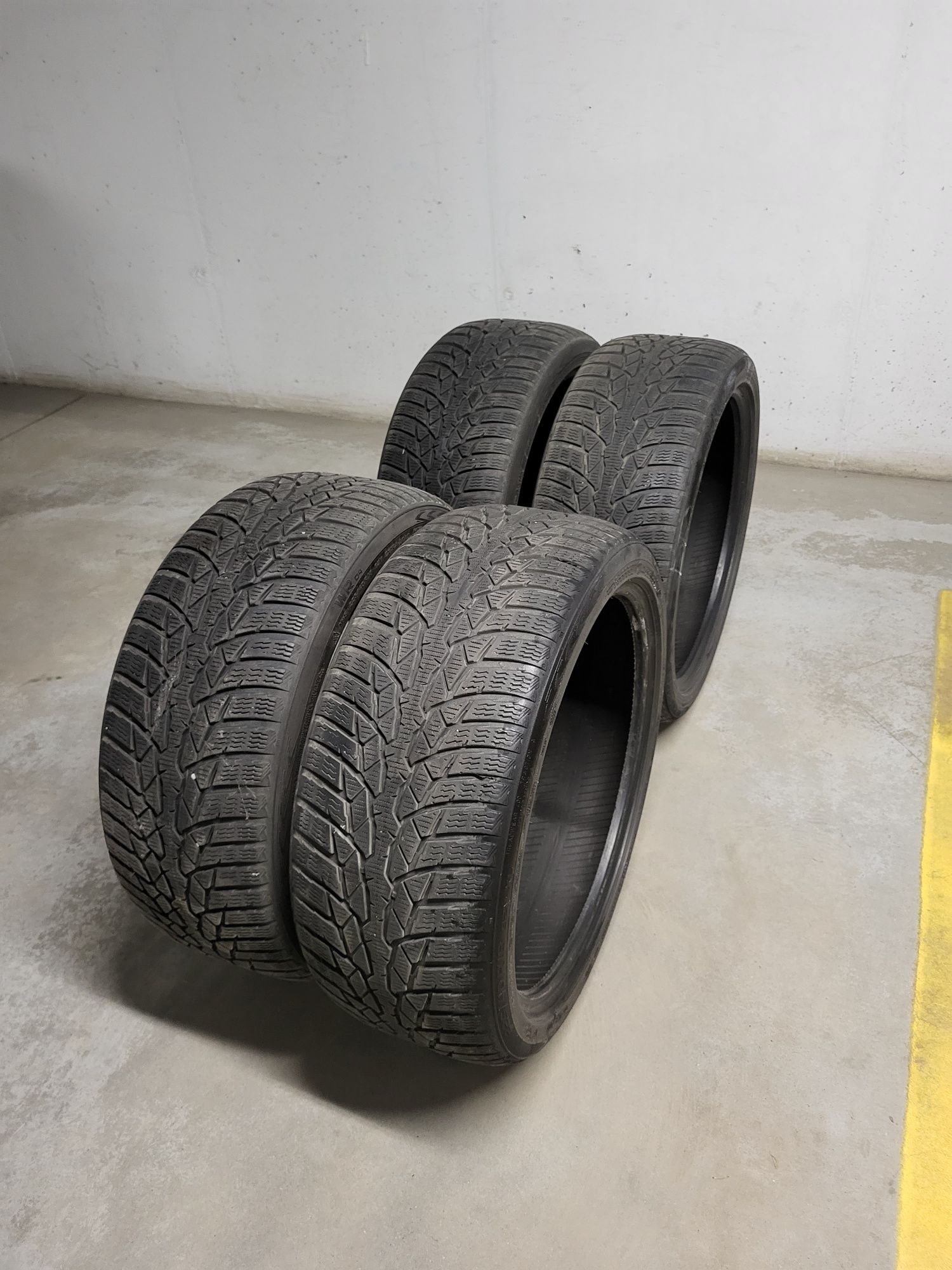 Nokian WR D4 opony zimowe 225/40/18