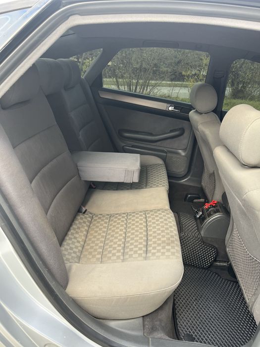 Продам Audi A6C5 2000р