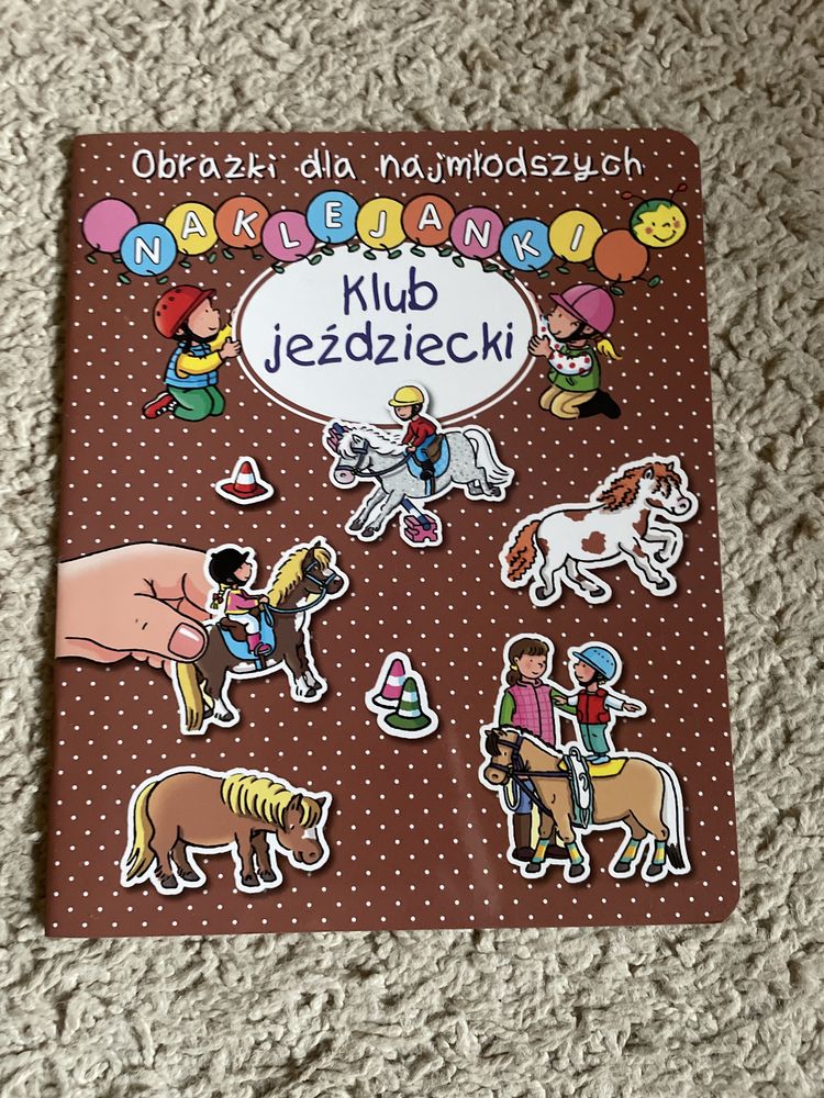 Obrazki dla najmłodszych Naklejanki Klub jeździecki Nathalie Belineau