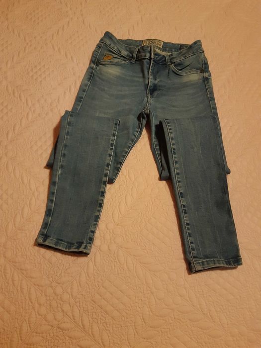 Calças de ganga Lois/Macacão de ganga Pull & Bear-BAIXA DE PREÇO