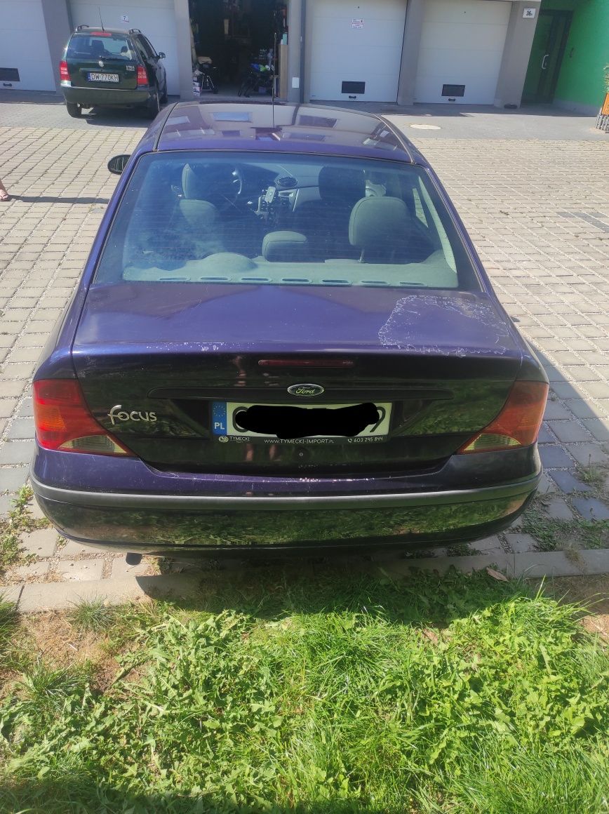 Sprzedam Ford Focus 1,6 benzyna