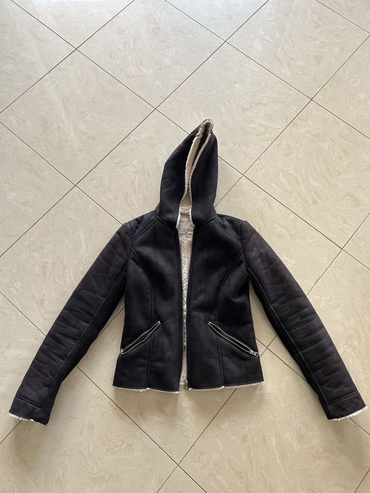 Casaco preto com pelo zara
