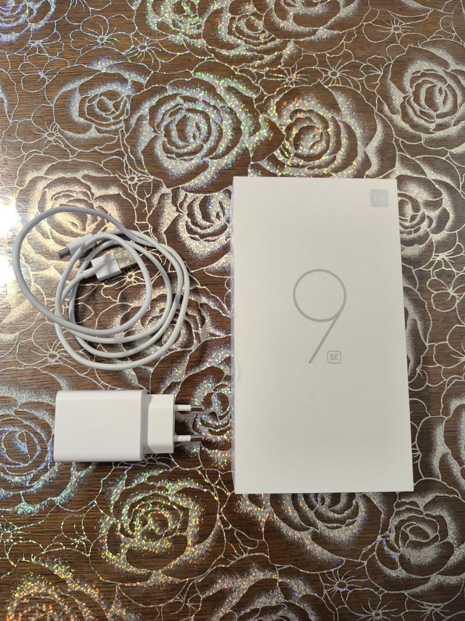 Xiaomi Mi 9 SE 6/128GB як новий