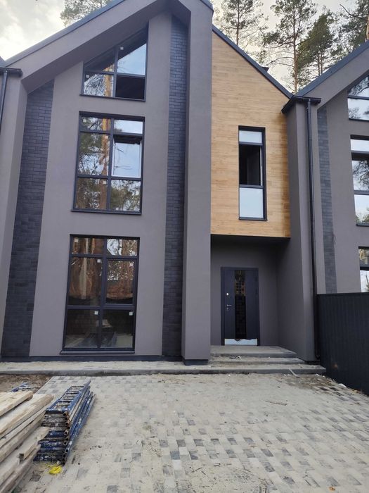 Продаж якісного Таунхаусу в районі Тоскани Гриль