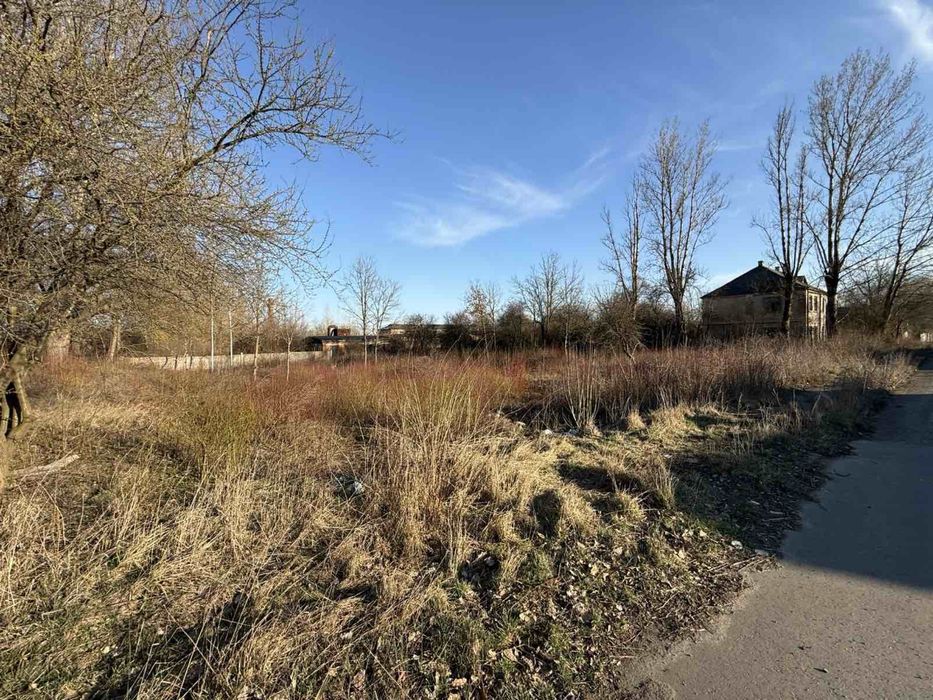 Земельна ділянка під виробничі,складські та офісні приміщення,СТО..