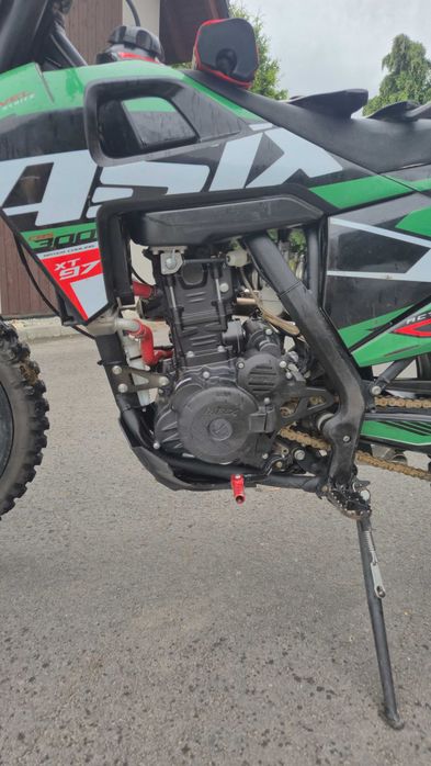 Asix XT-97 300cc