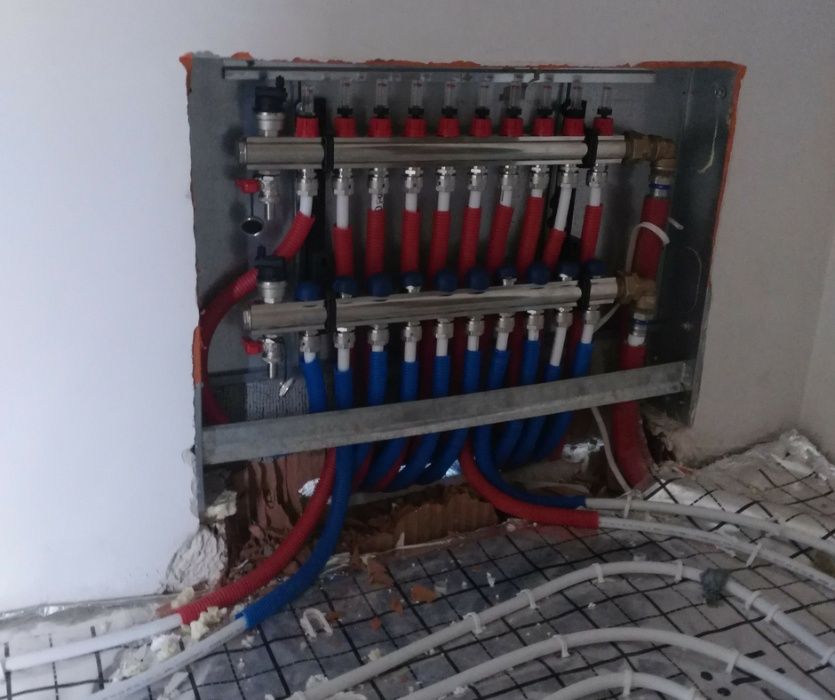 Hydraulik Elektryk  wodno-kanaliz.  c.o. pompy c. Wyburzenie malowanie