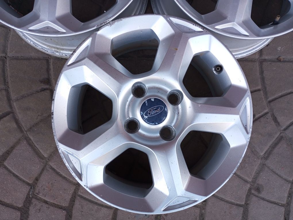 Felga Felgi Alu 15" 4x108 ET 47,5 Ford Fiesta Fusion