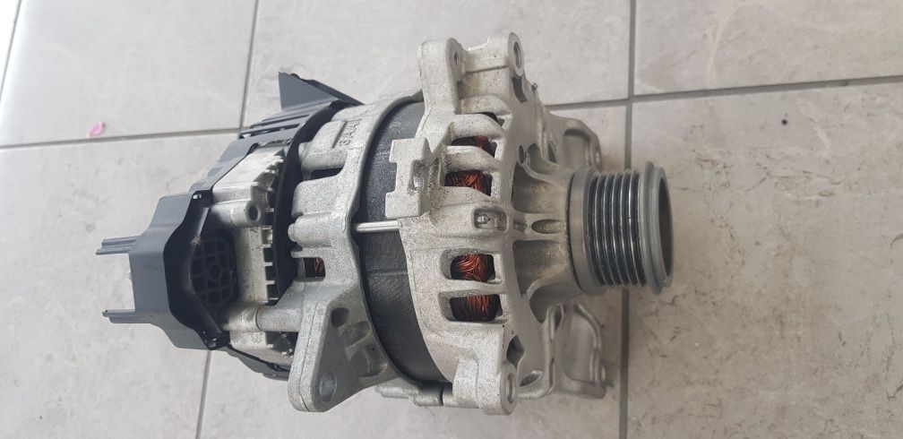 ALTERNATOR 240A Qashqai III J12 Arkana Captur II