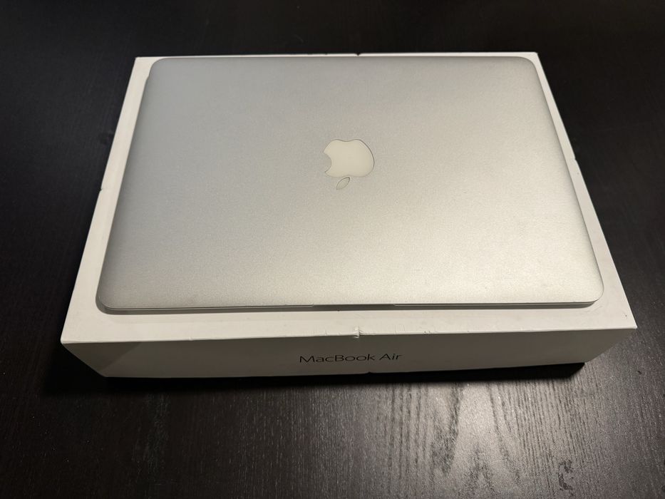 Macbook Air I5 com 256g ssd