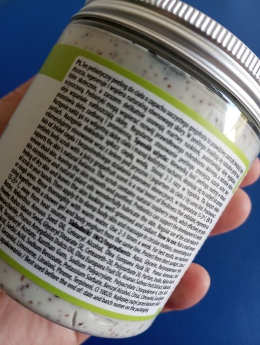 Sprzedam nowy peeling do ciała grejpfrut Little Bow