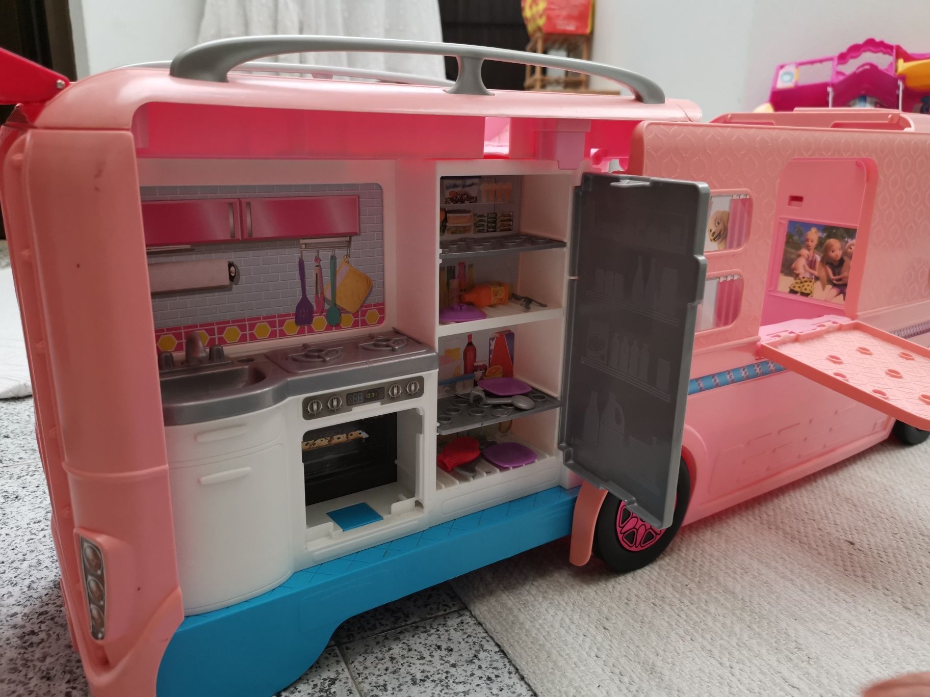 Autocaravana barbie