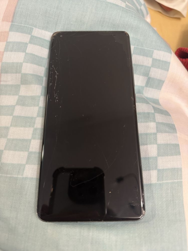 Uszkodzony Xiaomi mi 11 8/256