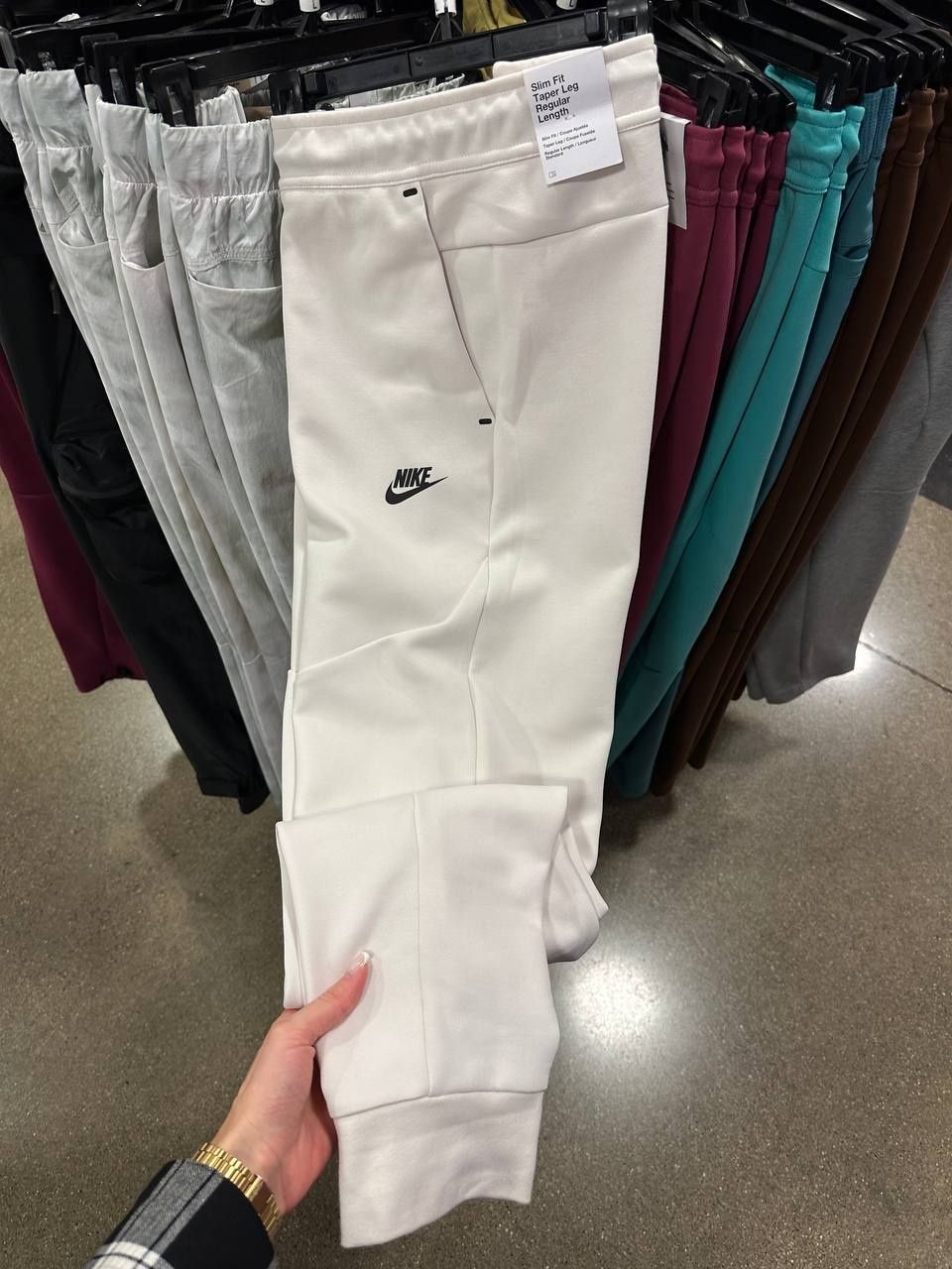 Штани Nike  білі оригінал