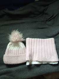 Зимова шапка та хомут для дівчинки