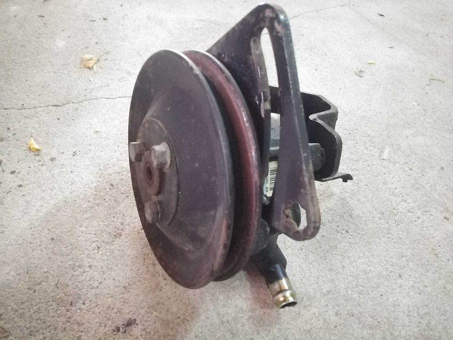 Bomba da Direção Assistida Ford Transit 2.5