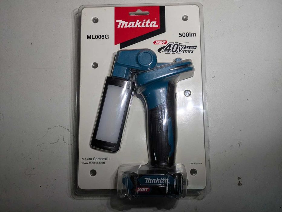 Lanterna Makita ML006G 40V XGT