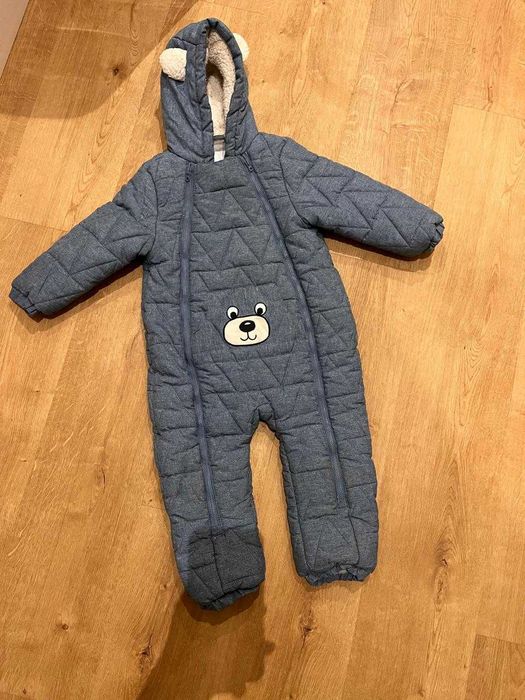 Kombinezon zimowy dla niemowlaka – ocieplany, uroczy misio 92