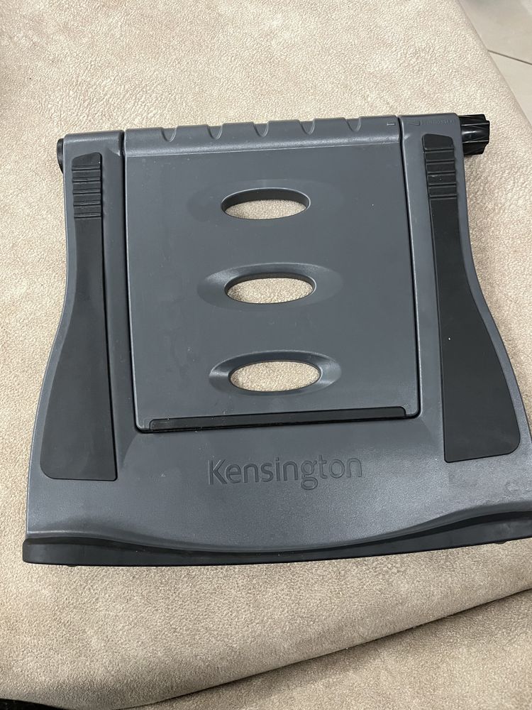 Підставка під ноутбук Kensington SmartFit Easy Riser