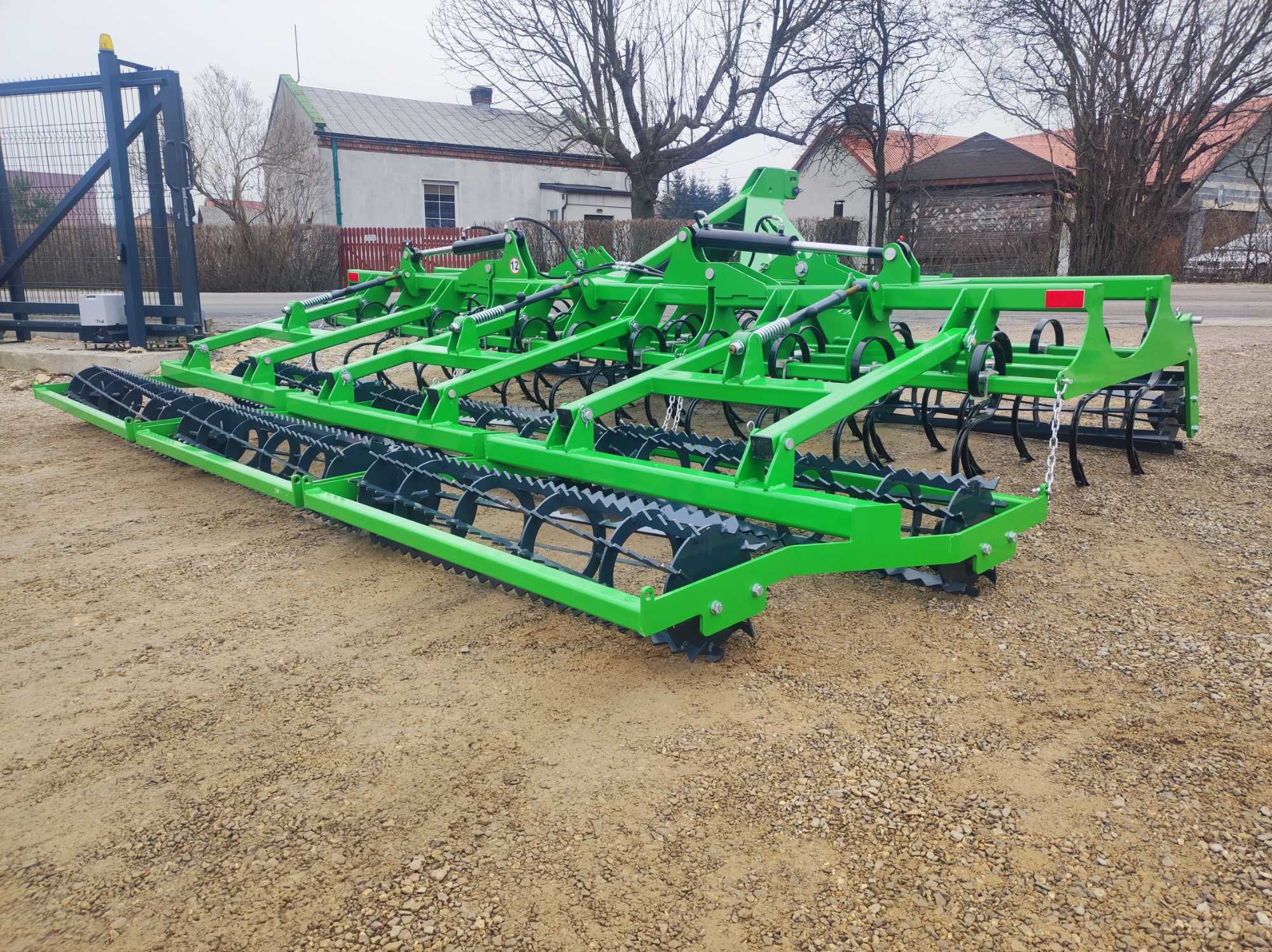 Agregat uprawowo-przedsiewny JANPOL 3,6-5m HYDRAULICZNY od ręki