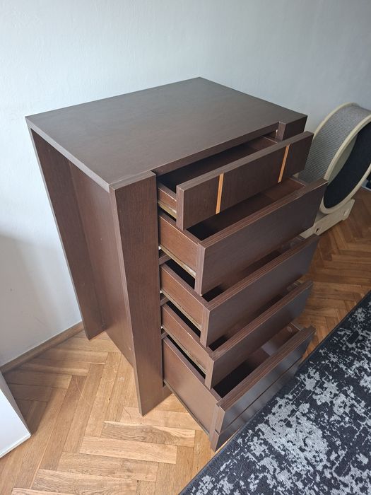 Szafka, komórka z szufladami