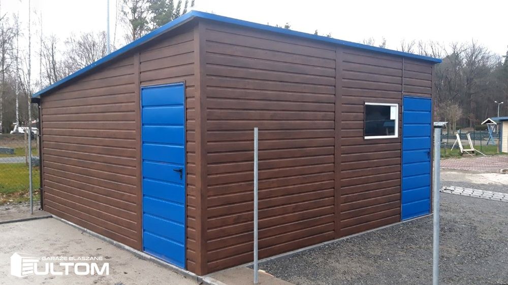 Garaż blaszany z profili  blaszak 5x5 drewnopodobny